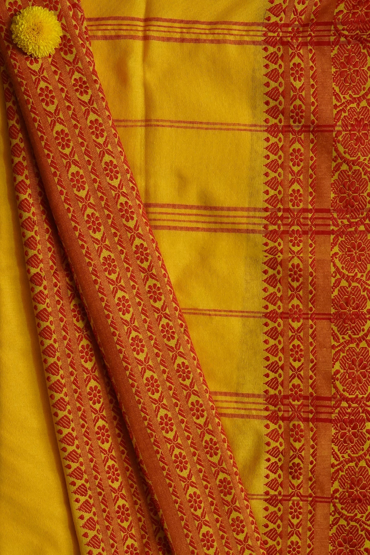 Yellow Pure Cotton Bengal Handloom Saree with Red Border