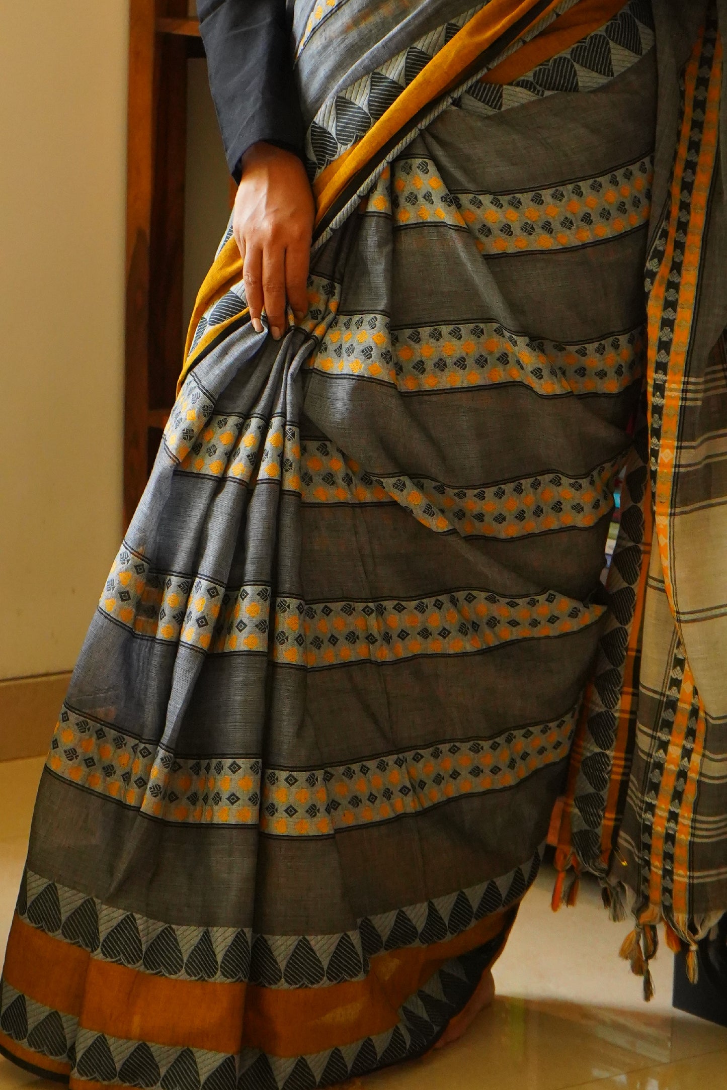 Bengal Handloom Cotton Grey Yellow Saree