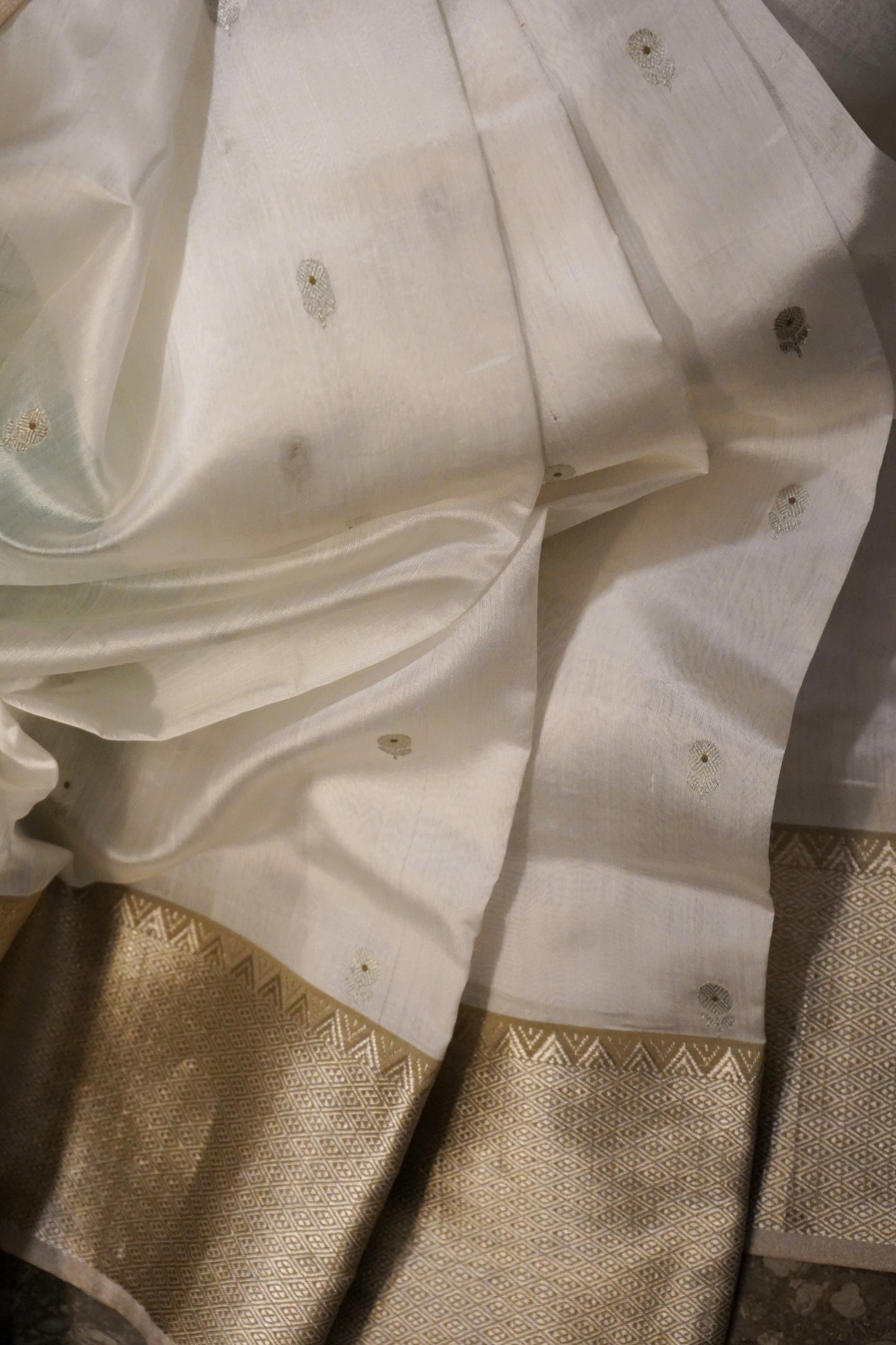 White Pure Pattu Silk Chanderi Saree