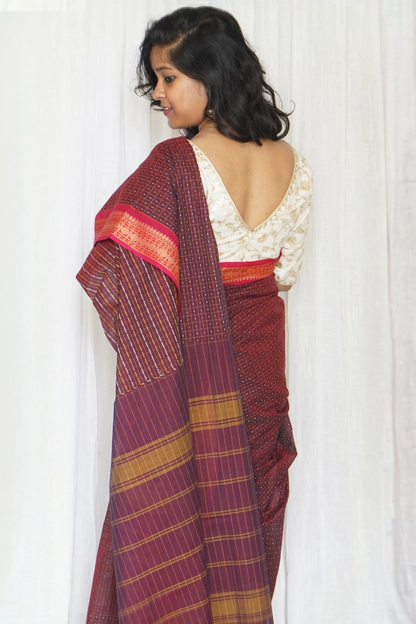 Chettinad Cotton Checks And Dots Pink Maroon Saree