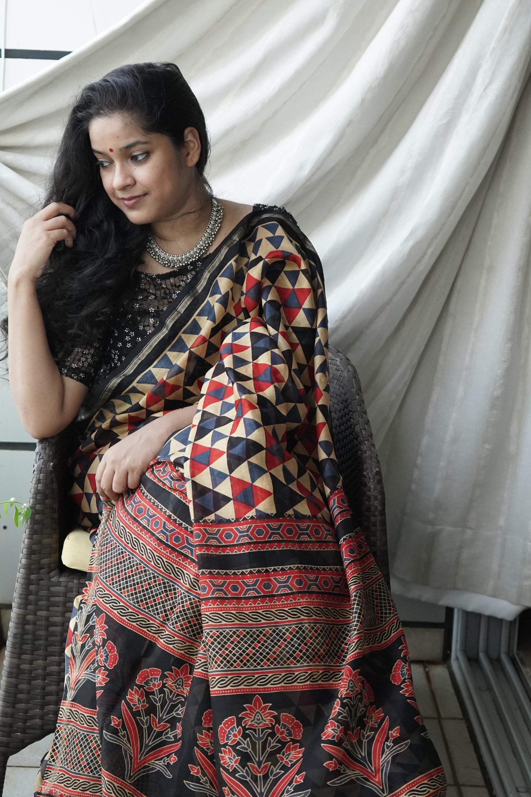 Buy Chanderi Silk Party Wear Saree In Black Color Online - SARV05787 |  Andaaz Fashion